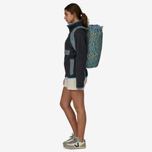 Load image into Gallery viewer, Patagonia Fieldsmith Linked Pack 25L - Intertwined Hands: Hemlock Green
