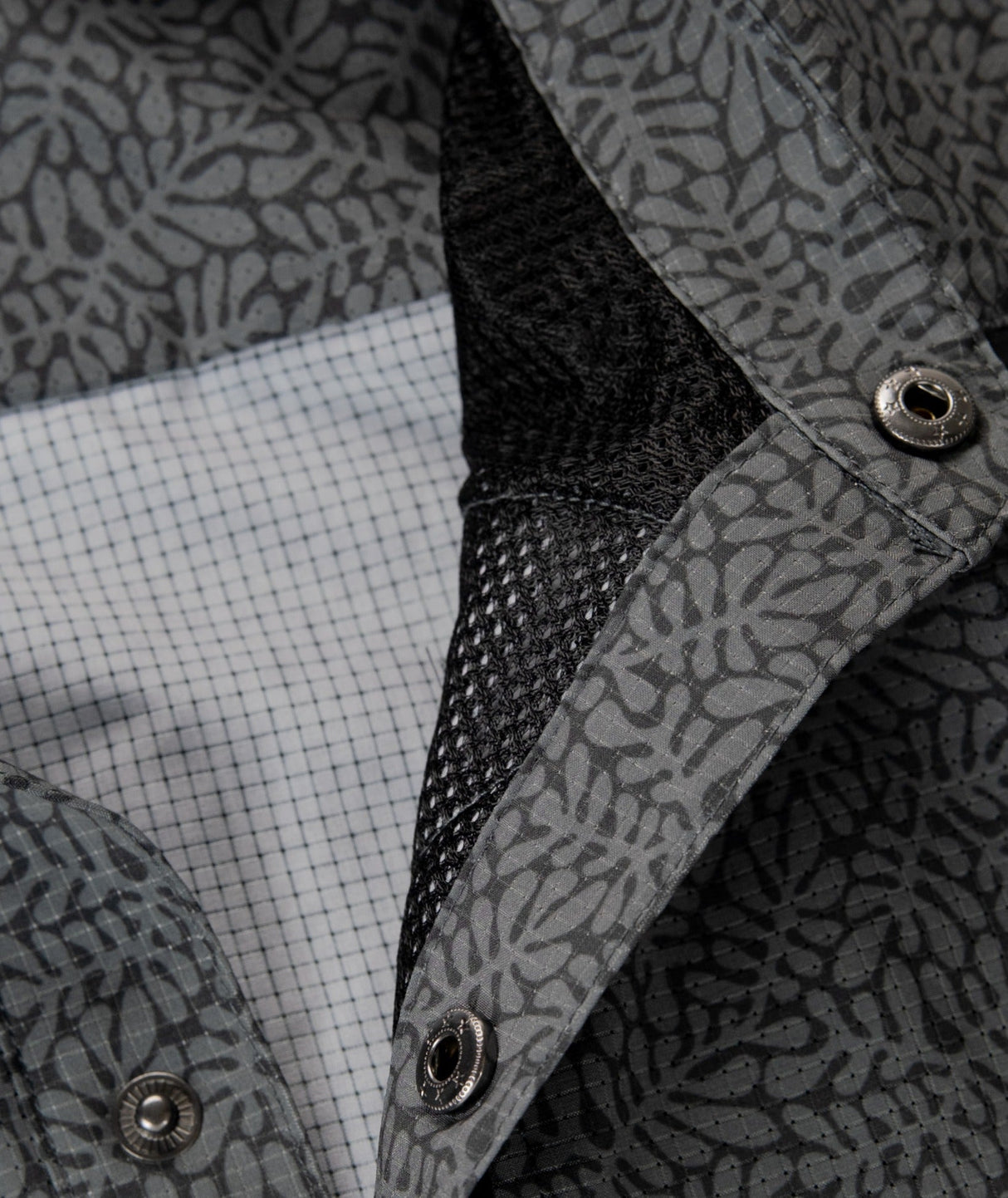 Jetty Sandspit Tech Shirt - Charcoal