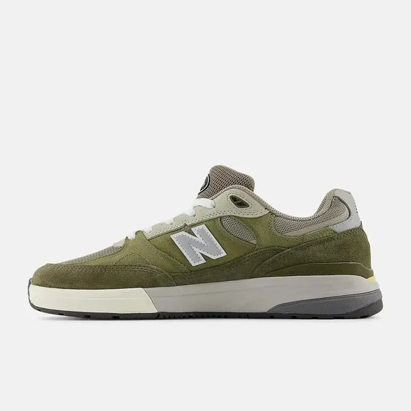New Balance Numeric Andrew Reynolds 933 Mens Shoe - Green / Green