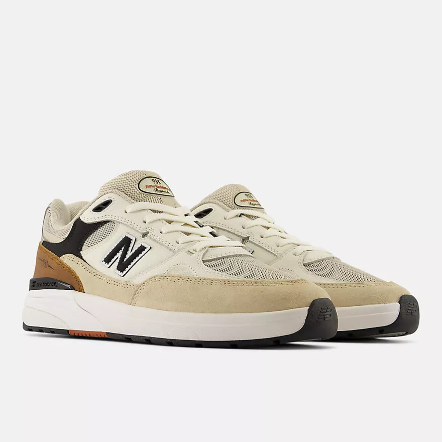 NB NUMERIC ANDREW REYNOLDS 933 QUICKSAND with SEA SALT