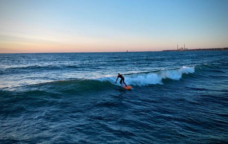 SMALL TOWNS: ‘Malibu of the Midwest’ Sheboygan a popular Wisconsin surf spot