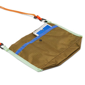 Cotopaxi Lista 2L Lightweight Crossbody Bag Cada Día - Oak