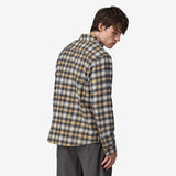 Patagonia Men's Long-Sleeved Lightweight Fjord Flannel Shirt