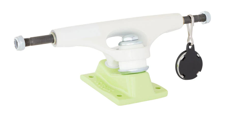 K5 Marbie Miller DLK Krux Skateboard Trucks 8.0 (Set)