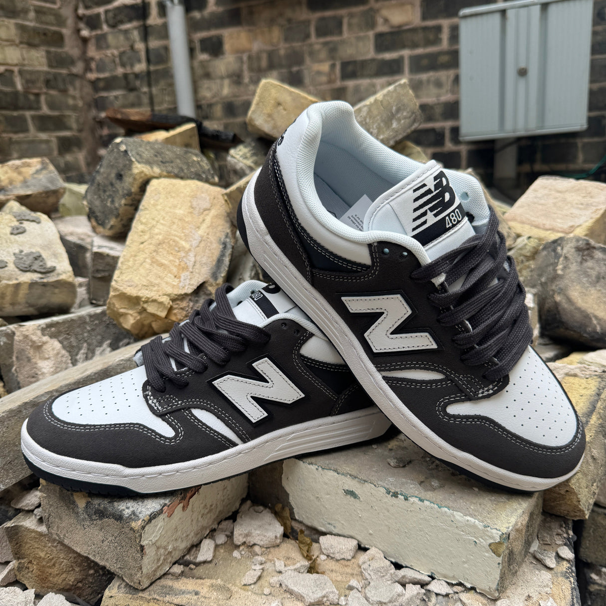 New Balance Numeric 480 Skate Shoes: Black w/ White