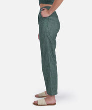 Load image into Gallery viewer, Jetty Women&#39;s Montauk 2.0 Pant - Green

