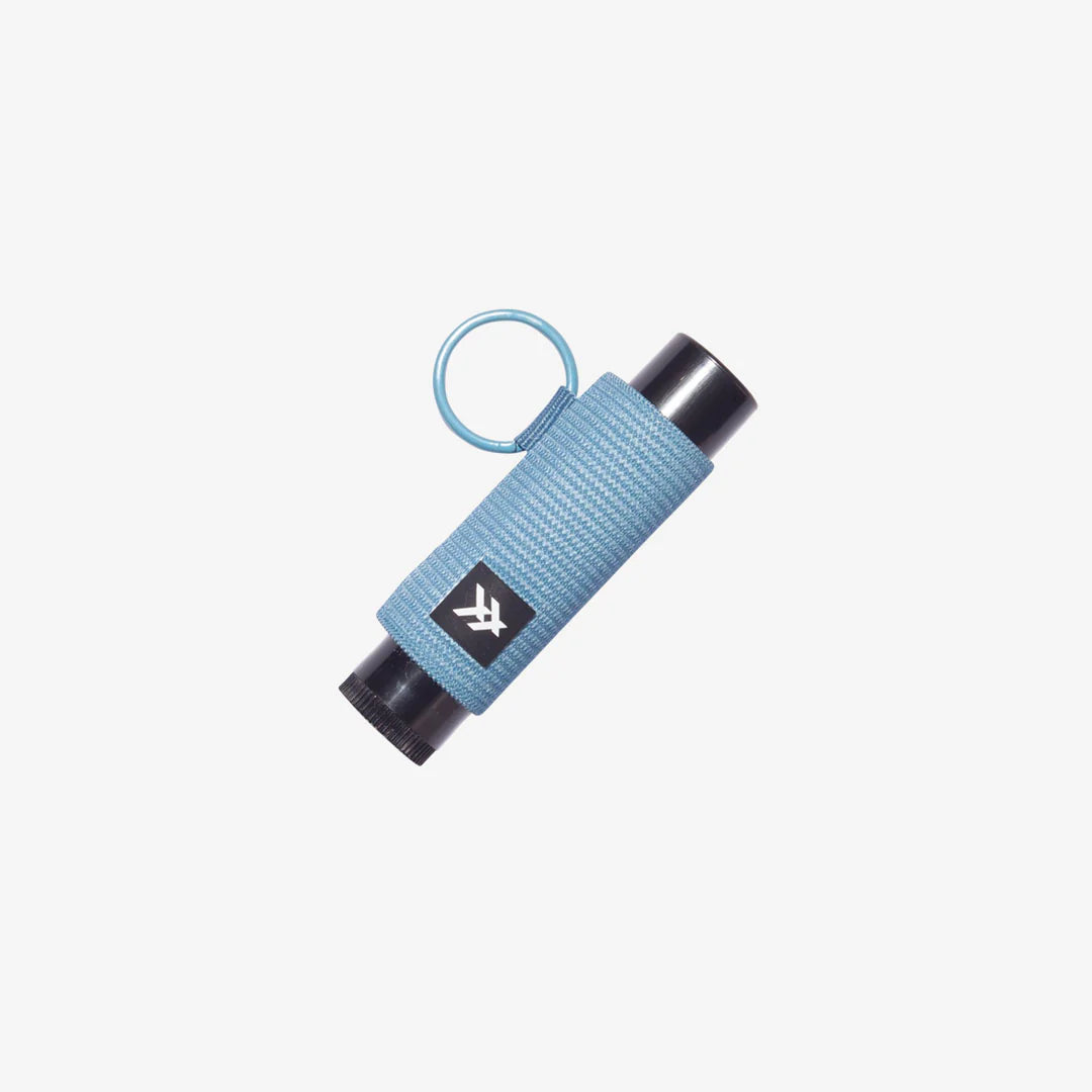 Thread Lip Balm Holder Surf Blue