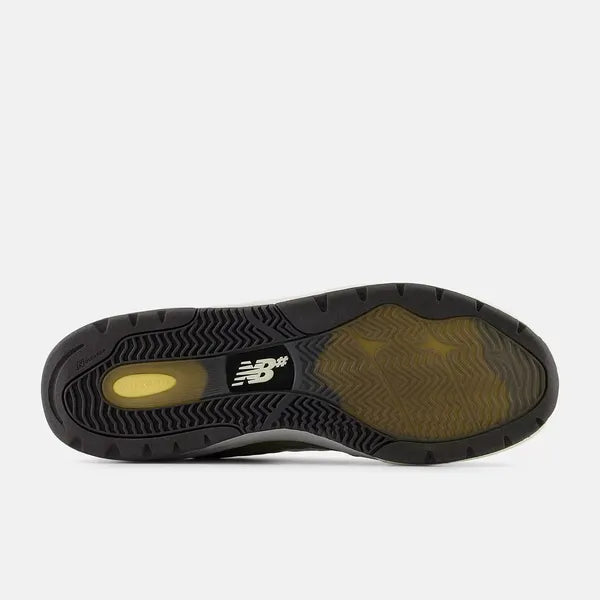 New Balance Numeric Andrew Reynolds 933 Mens Shoe - Green / Green