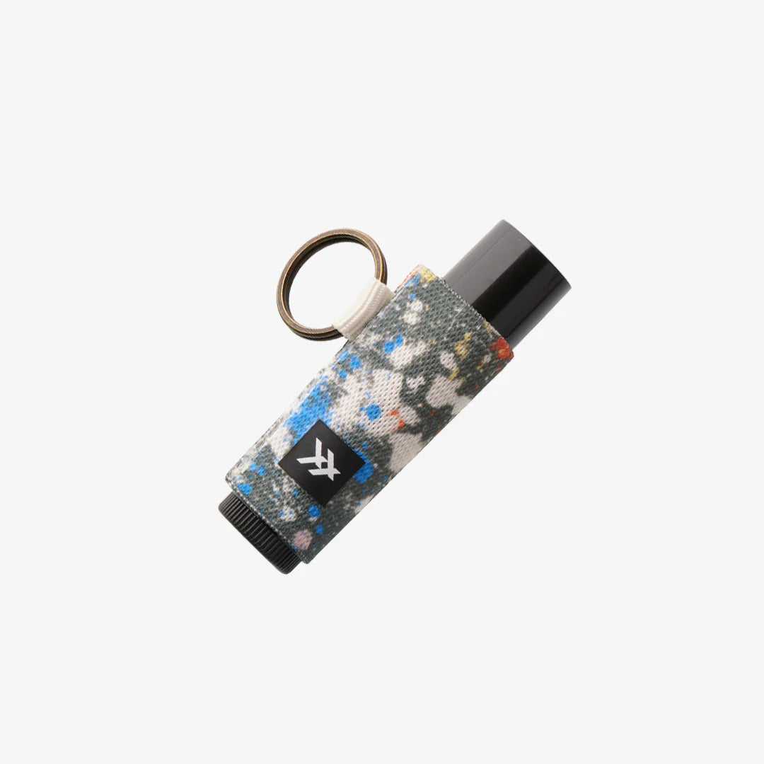 Thread charlie lip balm holder