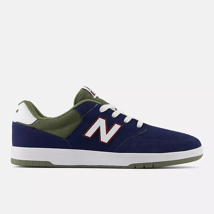 NB Numeric 425 : Navy with White