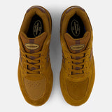 NB Numeric Andrew Reynolds 933 -
