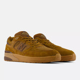 NB Numeric Andrew Reynolds 933 -