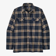 Load image into Gallery viewer, Men&#39;s Long-Sleeved Organic Cotton Midweight Fjord Flannel Shirt - North Line New Navy
