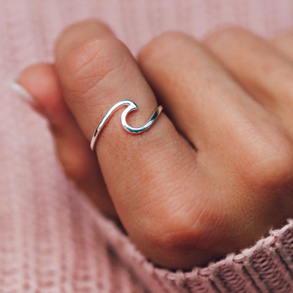 Puravida Wave Ring