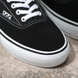 Skate Era Black / White